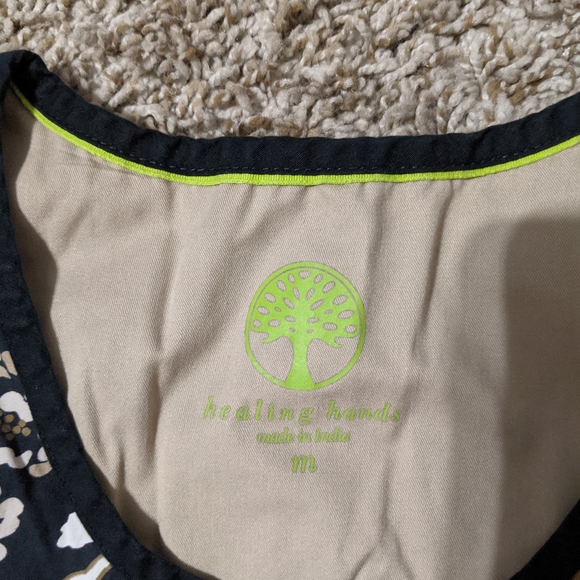Healing Hands Scrub Top - Picture 7 of 7